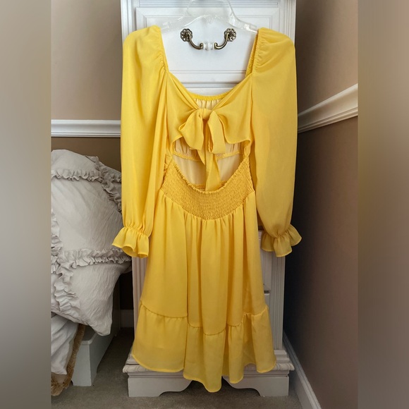 Yellow Long Sleeve Bow Back Dress - Picture 3 of 4